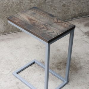 Приставной столик из дерева и металла — ЛОФТ