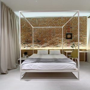 Кровать из металла в спальню — Кровати