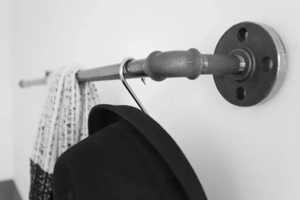 Вешалка для одежды из труб в стиле лофт “SOLID LINE” — Вешалка в прихожую лофт из металла 2