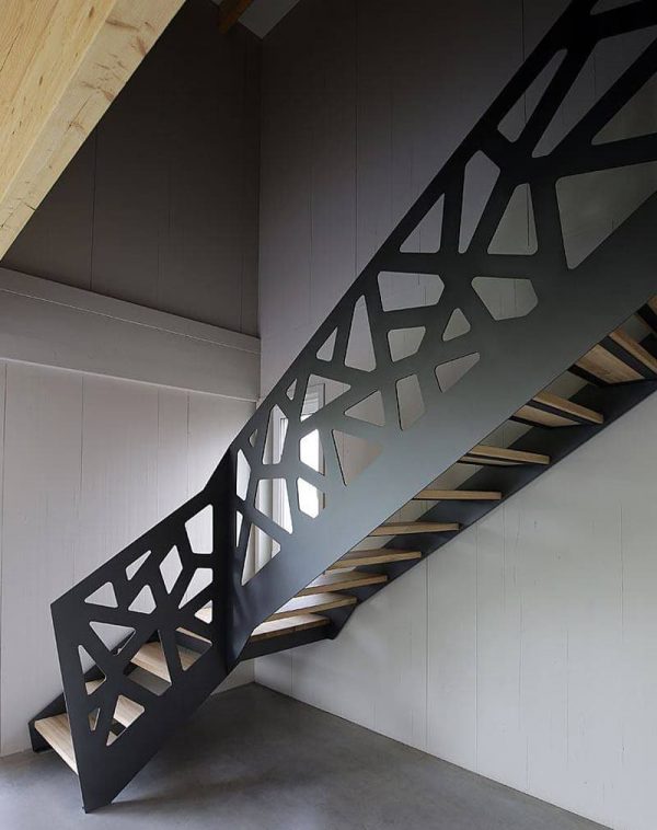 Лестница лазерная резка “Геометрия” — Лестницы металлические лофт