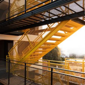 Лестница металлическая индустриальная “Швеция” — Лестницы металлические лофт