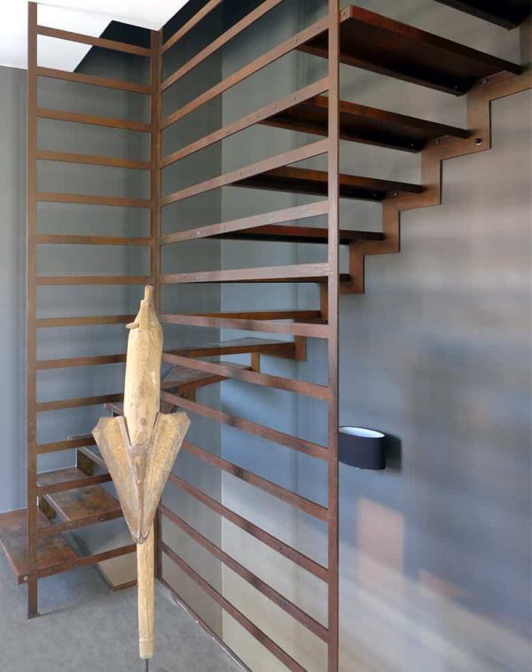 Лестница металлическая минимализм “Манхэттен” — Лестницы в стиле минимализм