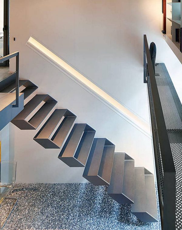 Лестница металлическая консольная “Ромбы” — Консольные лестницы лофт 4