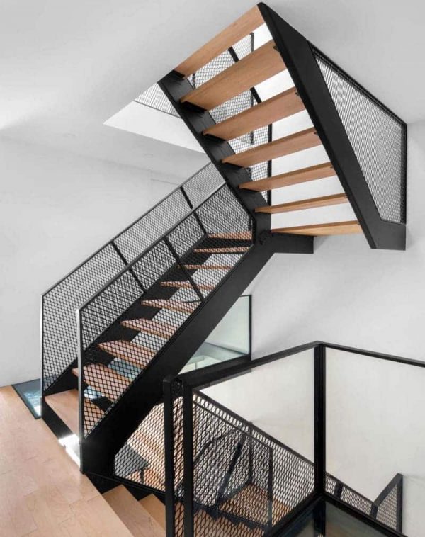 Лестница лофт на металлокаркасе “Сетка” — Лестницы металлические лофт