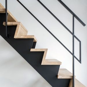 Лестница лофт на ломаном косоуре “Зета” — Лестницы в стиле минимализм