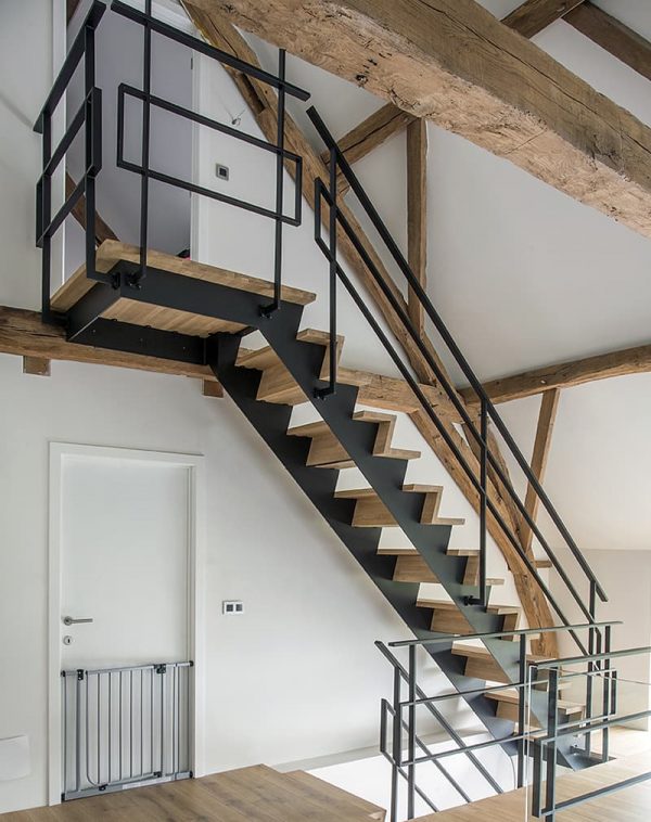 Лестница лофт на ломаном косоуре “Зета” — Лестницы в стиле минимализм 2